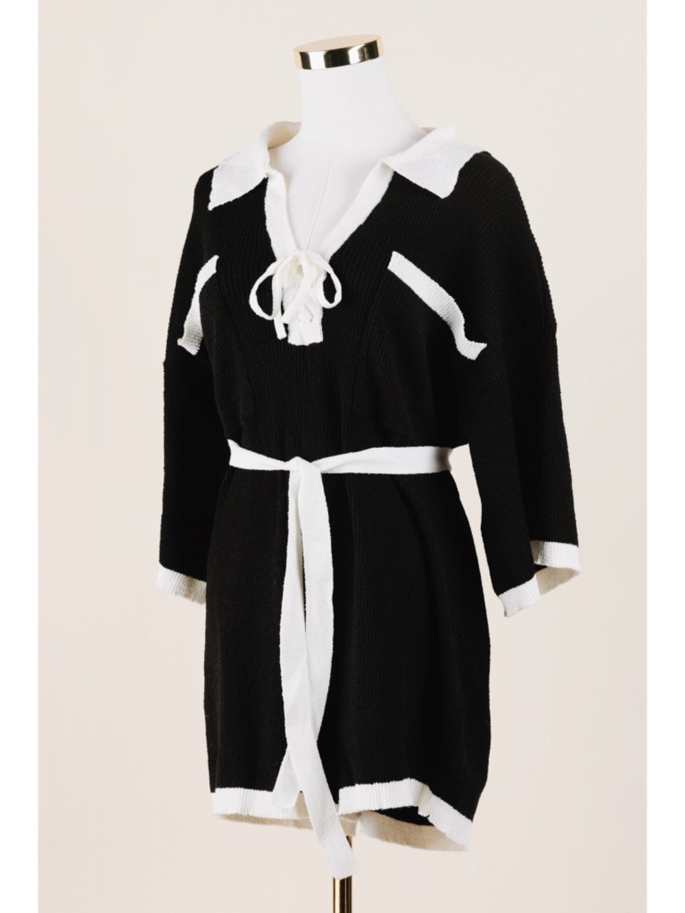 Sz XS Sabo Oversized Black & White Collar V Neck Sammi Playsuit Romper NWT
